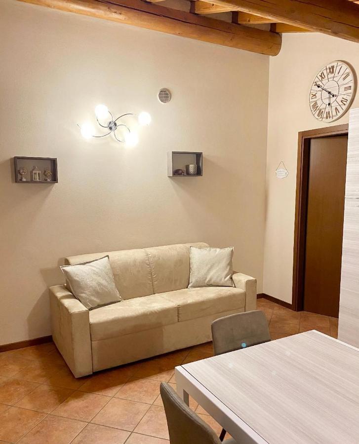 Casa Vacanze Raggio Di Sole Lejlighed Valeggio sul Mincio Eksteriør billede