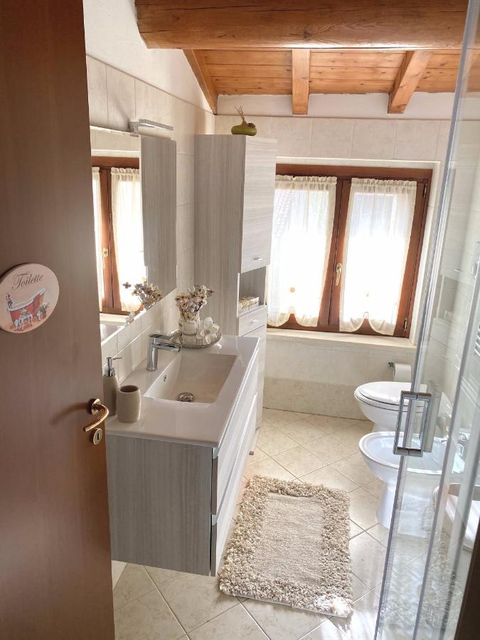 Casa Vacanze Raggio Di Sole Lejlighed Valeggio sul Mincio Eksteriør billede
